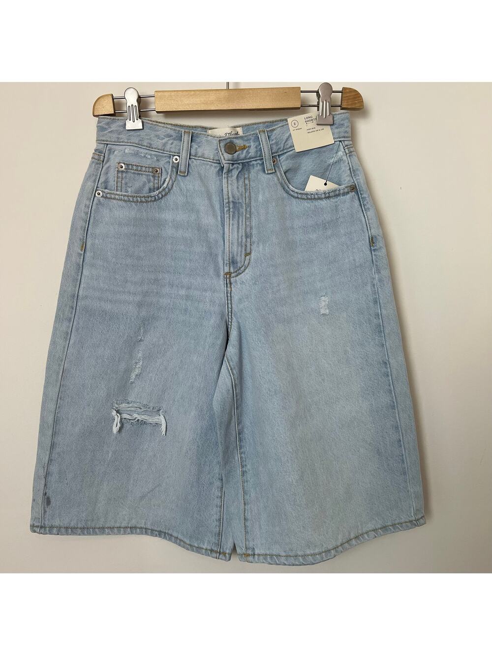 NEW w/ Tags Universal Thread Light Blue Denim Jorts Relaxed Dad Shorts Size 2